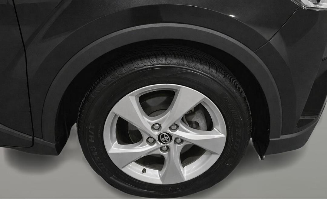 2018 Toyota C-HR (2WD), Automatic, 82458 km, Right Front Wheel