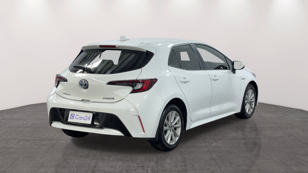 Right Back Diagonal (45- Degree) View