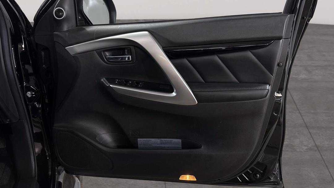2018 Mitsubishi Pajero Sport Exceed (4x4) 7 Seat, Automatic, 55056 km, Speaker View