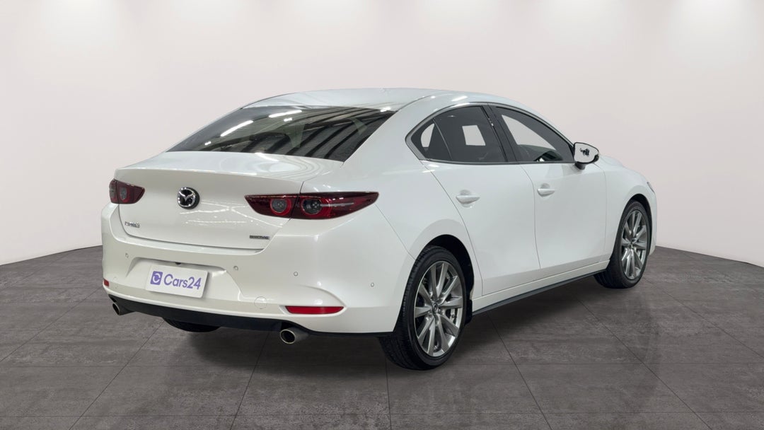 Right Back Diagonal (45- Degree) View