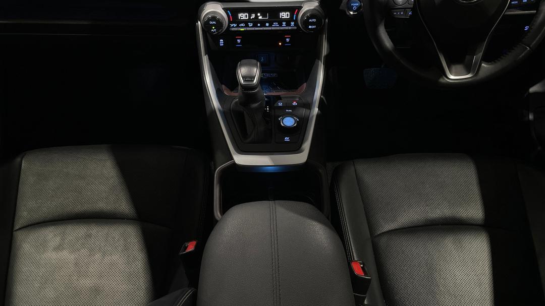 2021 Toyota RAV4 Cruiser (AWD) Hybrid, Automatic, 54076 km, Center Console