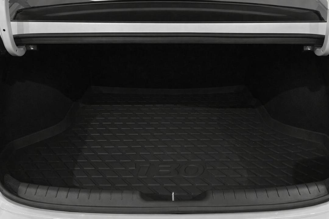 2024 Hyundai i30 Hev 1.6p Dct, Automatic, 11921 km, Boot Inside View