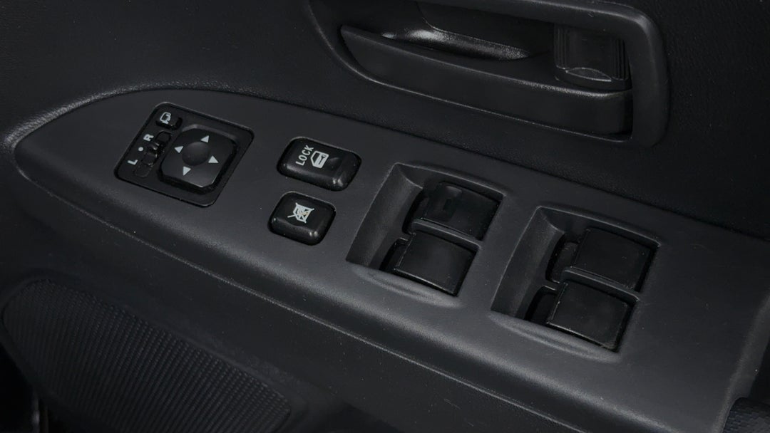 Drivers Side Door Panel Controls