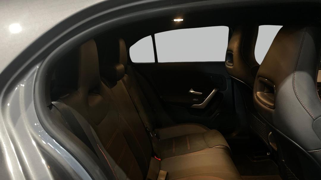 2021 Mercedes-benz A180 A180, Automatic, 42526 km, Right Side Rear Door Cabin View
