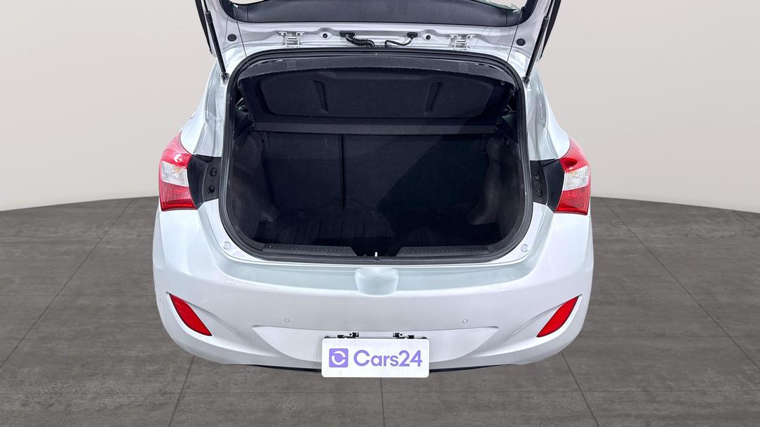2016 Hyundai i30 Active X, Automatic, 124970 km, Boot Inside View