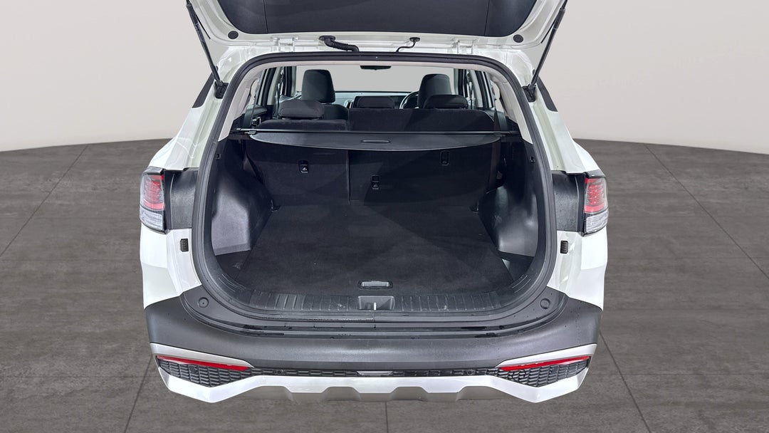 2024 Kia Sportage S (FWD), Automatic, 41133 km, Boot Inside View