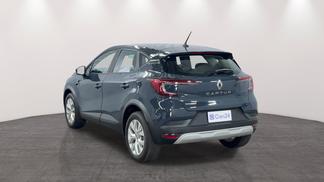 Left Back Diagonal (45- Degree) View