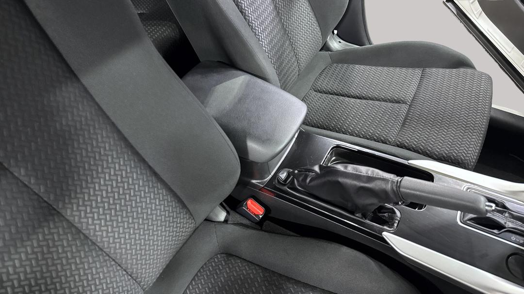 2024 Mitsubishi Eclipse Cross Es (2WD), Automatic, 32180 km, Center Console