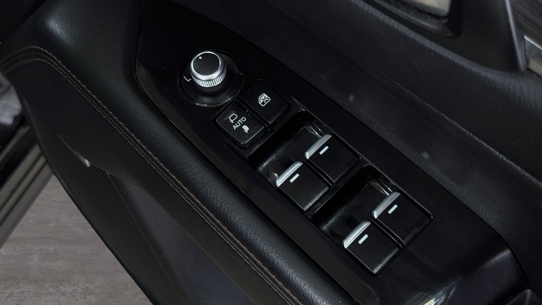 2019 Mazda CX-5 Gt (4x4), Automatic, 139638 km, Drivers Side Door Panel Controls