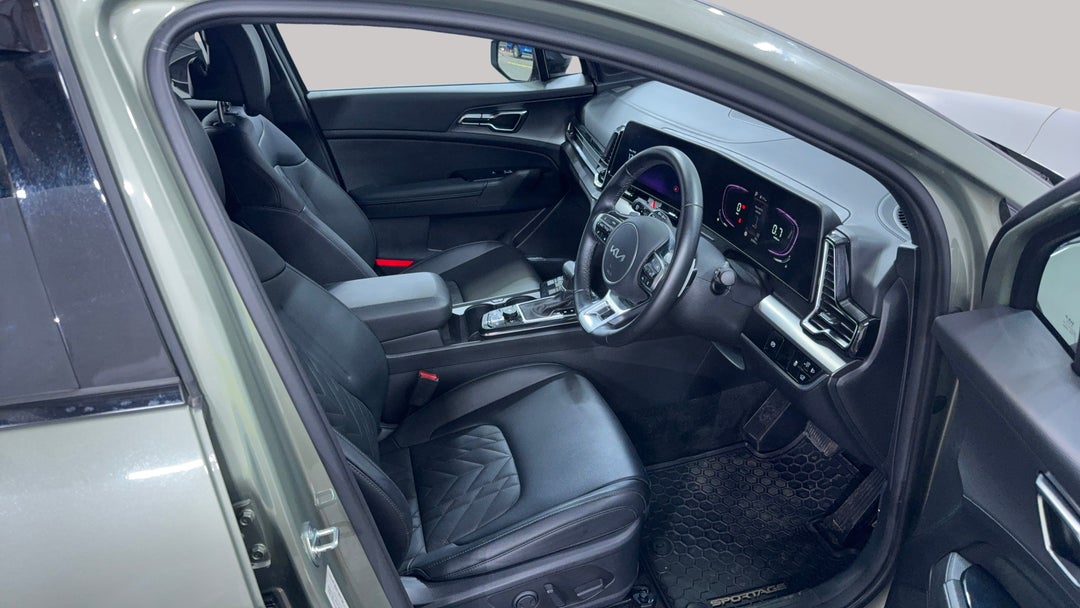 2023 Kia Sportage Sx+ (FWD), Automatic, 36965 km, Right Side Front Door Cabin View