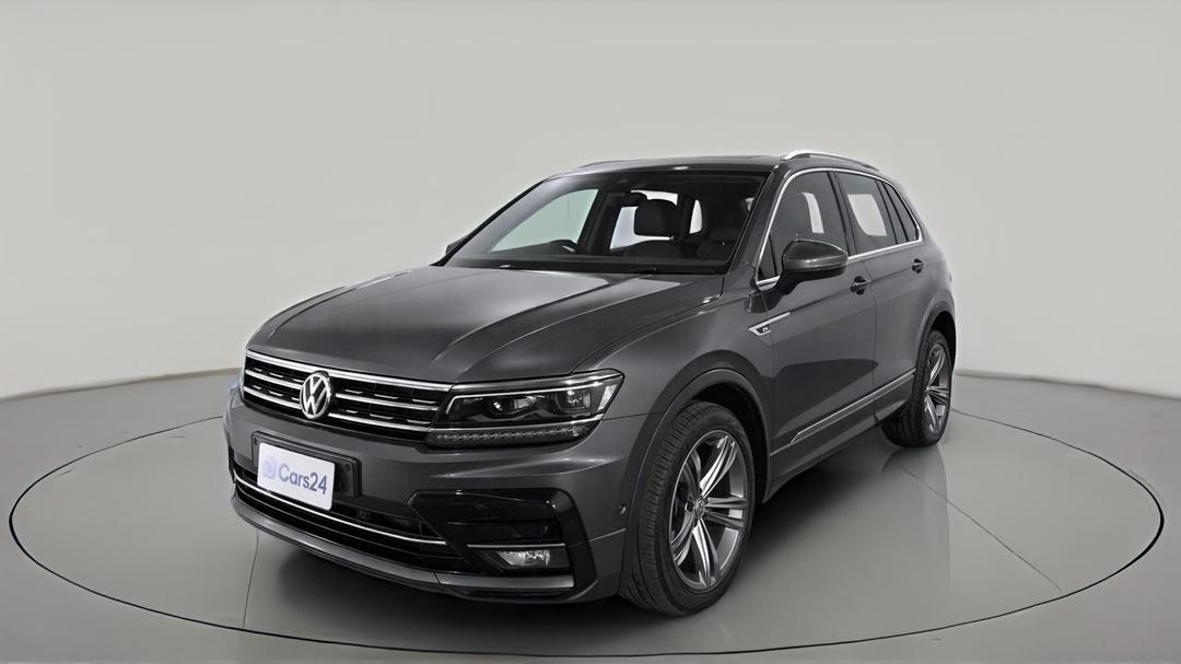 2019 Volkswagen Tiguan 132 Tsi R-line Edition, Automatic, 73872 km, Left Front Diagonal (45- Degree) View