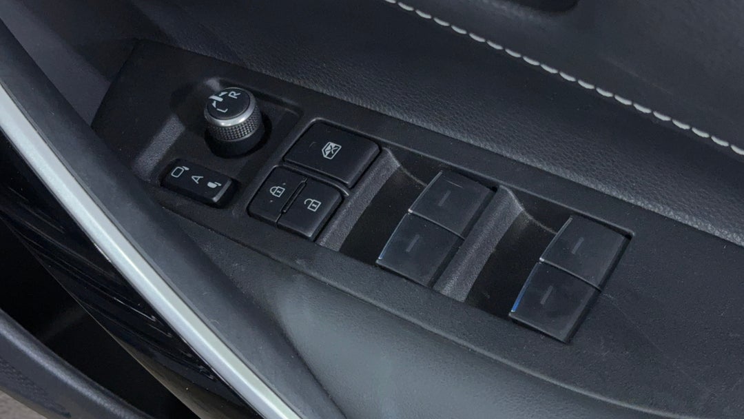 Drivers Side Door Panel Controls