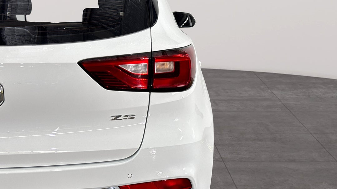 2023 MG ZS Excite, Automatic, 25899 km, Badge (Boot Right Side)