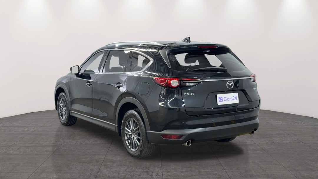 Left Back Diagonal (45- Degree) View