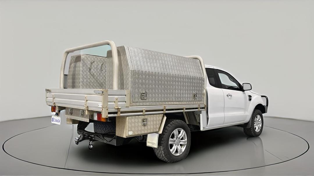 2018 Ford Ranger Xlt 2.0 (4x4), Automatic, 93345 km, Right Back Diagonal (45- Degree) View