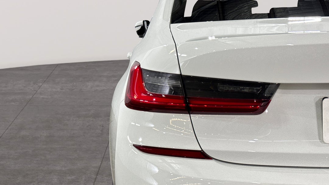 2021 BMW 3 20i M Sport, Automatic, 83359 km, Badge (Boot Left Side)