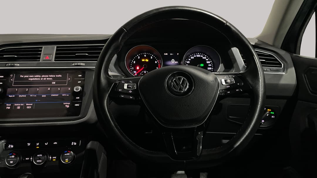 2020 Volkswagen Tiguan 110 Tsi Comfortline, Automatic, 67627 km, Steering Wheel Close-up