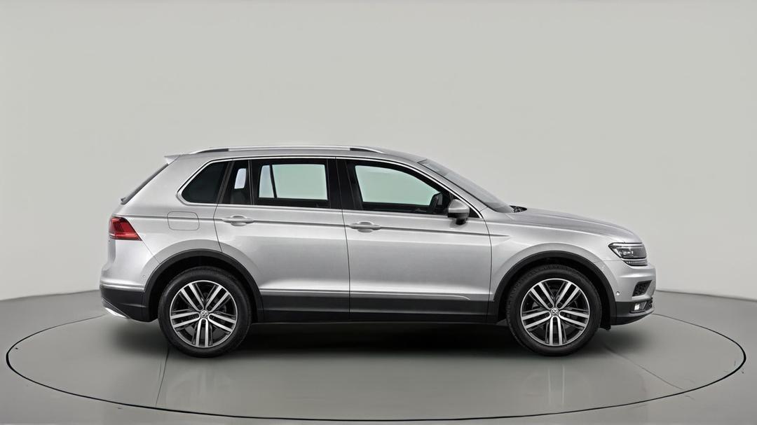 2018 Volkswagen Tiguan 162 Tsi Highline, Automatic, 81232 km, Right Side View