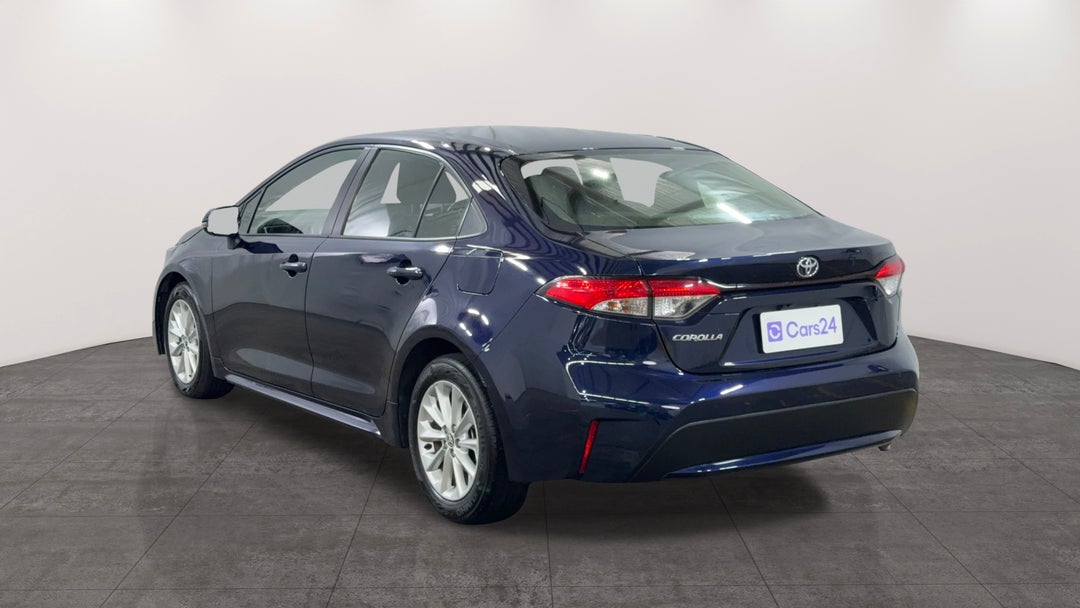 Left Back Diagonal (45- Degree) View