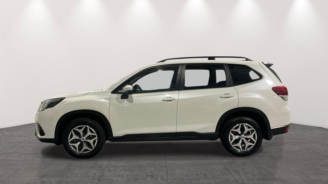 2024 Subaru Forester 2.5i (AWD), Automatic, 40401 km, Left Side View
