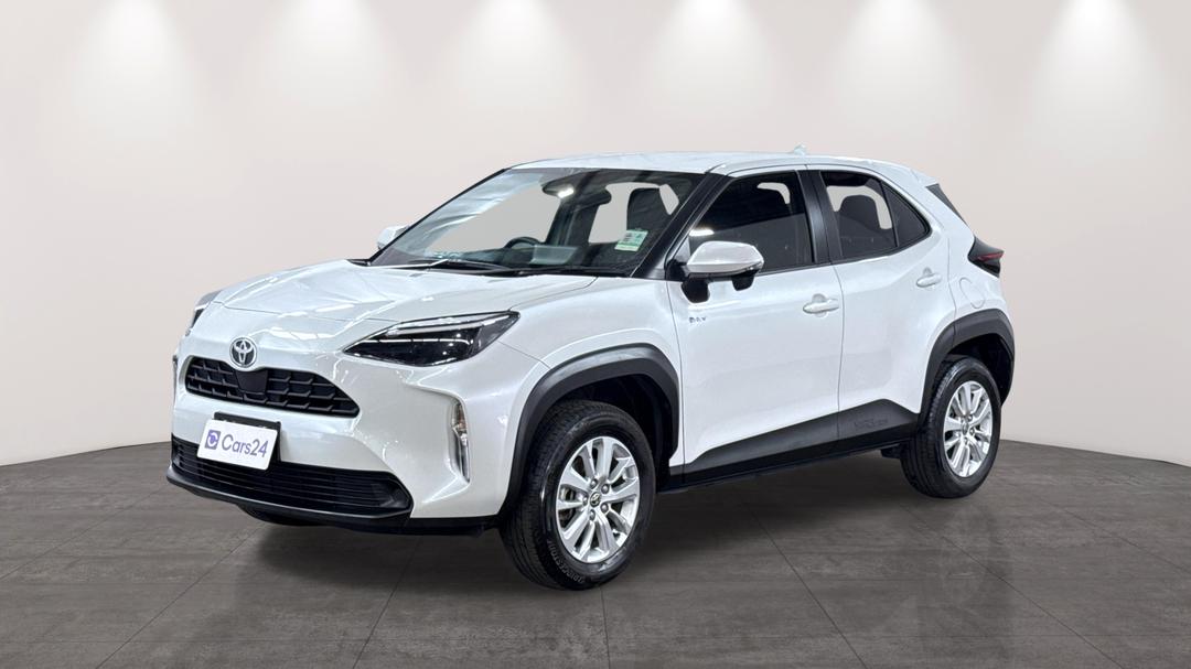 2024 Toyota Yaris Cross Gx Hybrid, Automatic, 26552 km, Left Front Diagonal (45- Degree) View