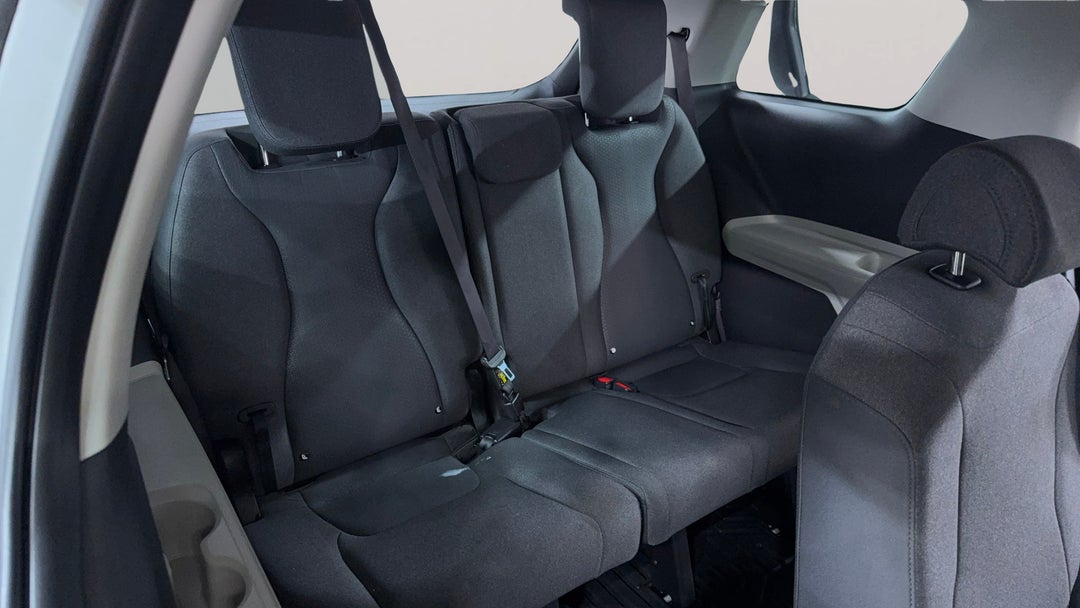 2022 Kia Carnival S, Automatic, 69526 km, Third Row Seats