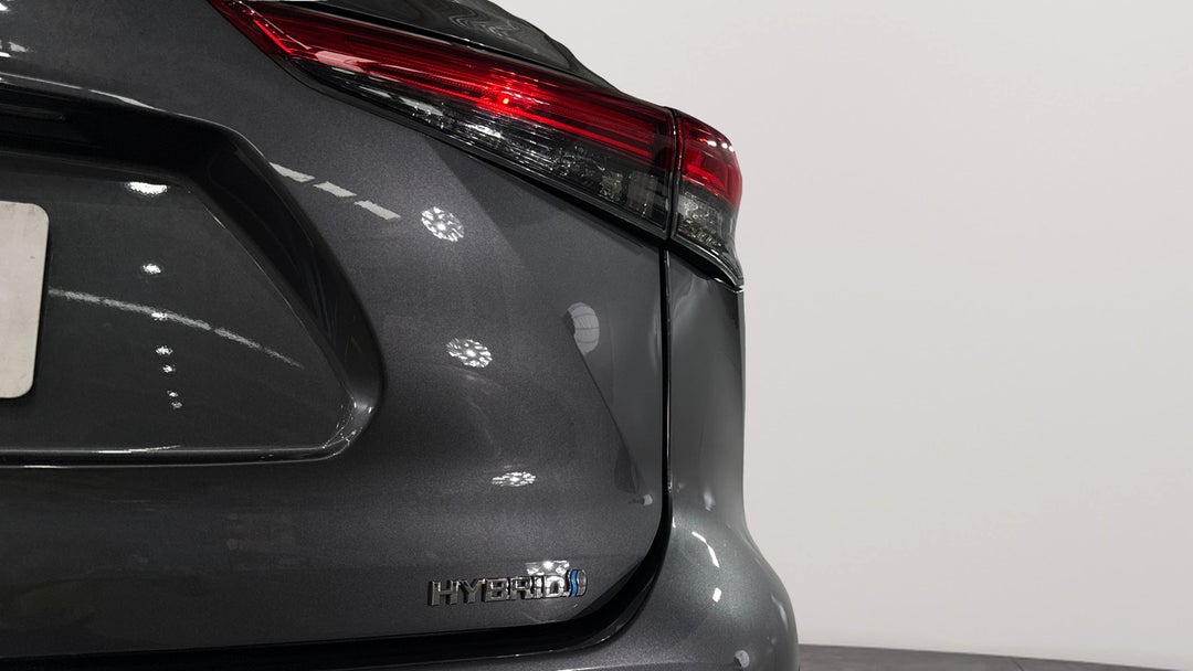 2022 Toyota Kluger Gxl Hybrid AWD, Automatic, 34771 km, Badge (Boot Right Side)