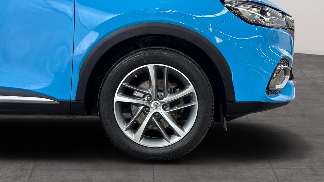 2022 MG HS Essence, Automatic, 78710 km, Right Front Wheel
