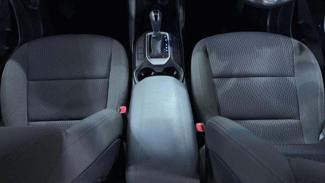 2017 Hyundai Santa Fe Active (4x4), Automatic, 107143 km, Center Console