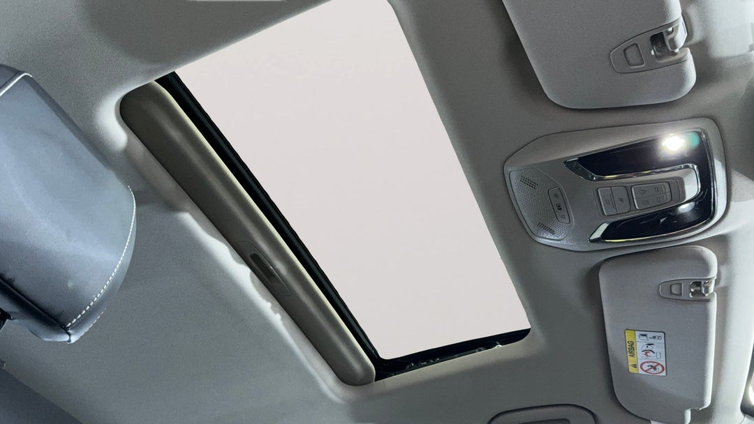 Interior Sunroof/Moonroof