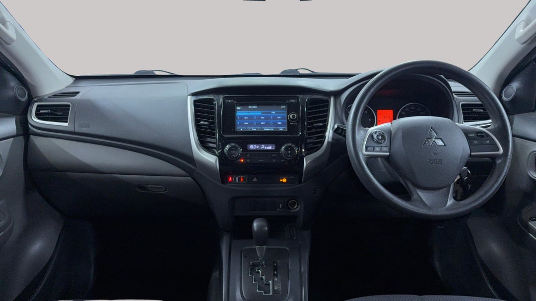 2017 Mitsubishi Triton Glx Plus (4x4), Automatic, 150949 km, Dashboard View