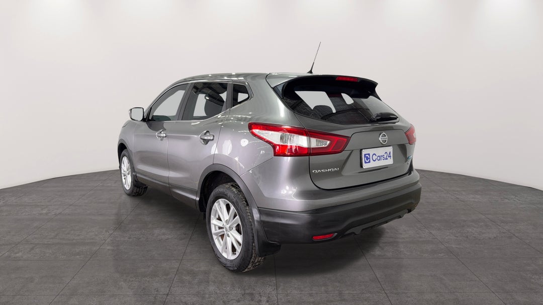 Left Back Diagonal (45- Degree) View