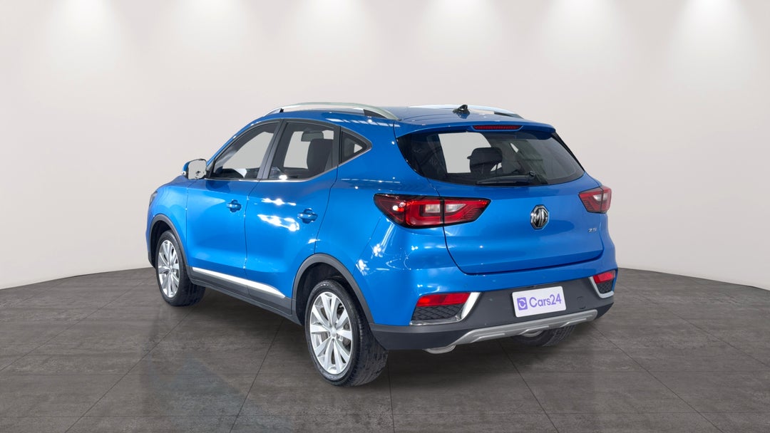 Left Back Diagonal (45- Degree) View