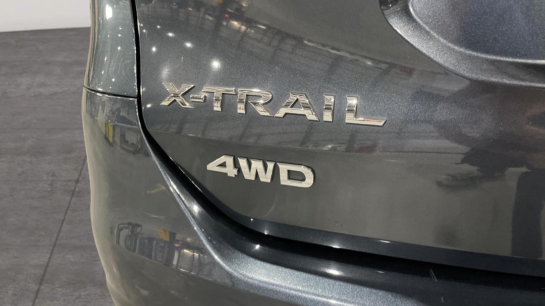 2016 Nissan X-trail St (4x4), Automatic, 111645 km, Badge (Boot Left Side)