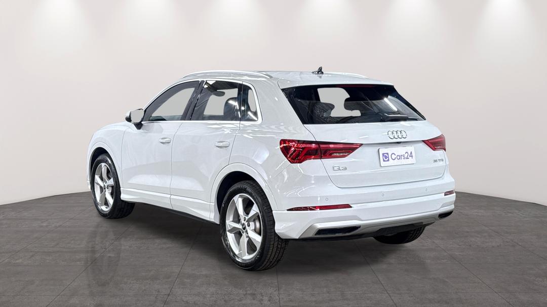 2020 Audi Q3 35 Tfsi, Automatic, 38440 km, Left Back Diagonal (45- Degree) View