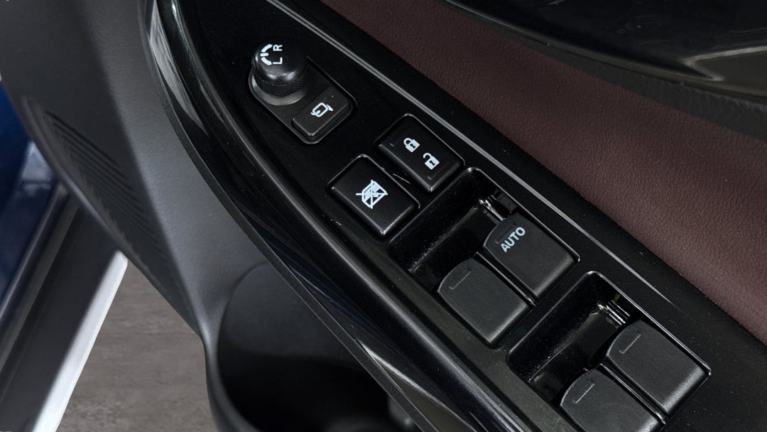 2025 Suzuki Fronx Glx Mild Hybrid, Automatic, 1527 km, Drivers Side Door Panel Controls