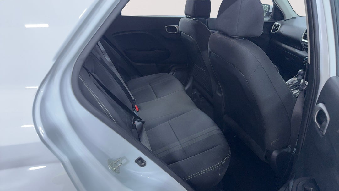2023 Hyundai Venue Venue, Automatic, 52209 km, Right Side Rear Door Cabin View