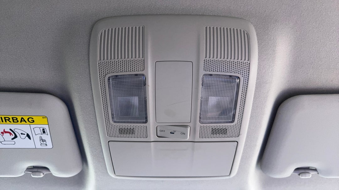 On-Roof Controls/Sunglass holder