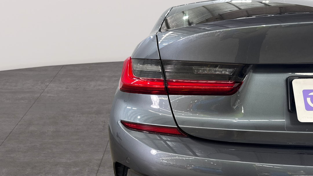 2020 BMW 3 20i M Sport, Automatic, 30961 km, Badge (Boot Left Side)