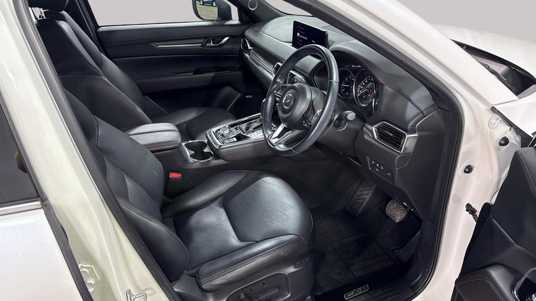 2022 Mazda CX-8 Gt (FWD), Automatic, 32919 km, Right Side Front Door Cabin View