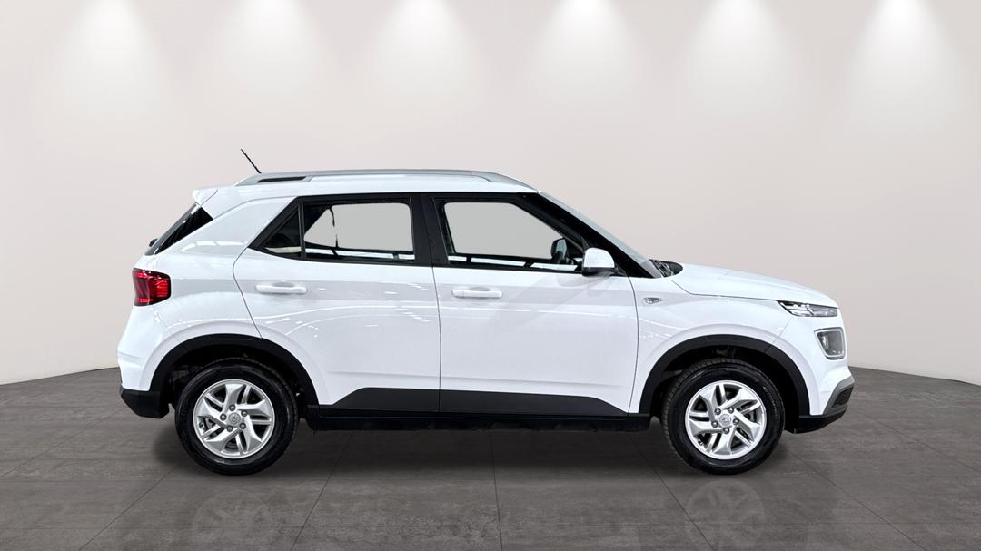 2025 Hyundai Venue Venue, Automatic, 26493 km, Right Side View