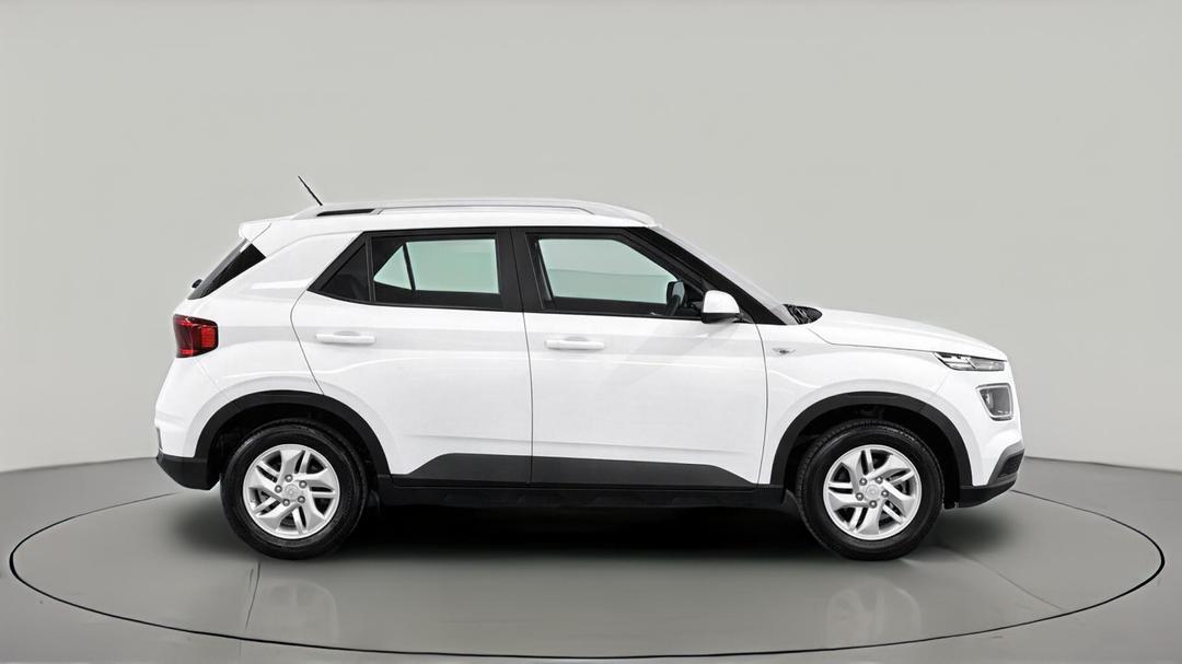2025 Hyundai Venue Venue, Automatic, 26493 km, Right Side View