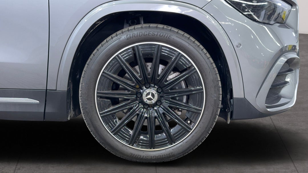 2024 Mercedes-benz GLA 200, Automatic, 14163 km, Right Front Wheel