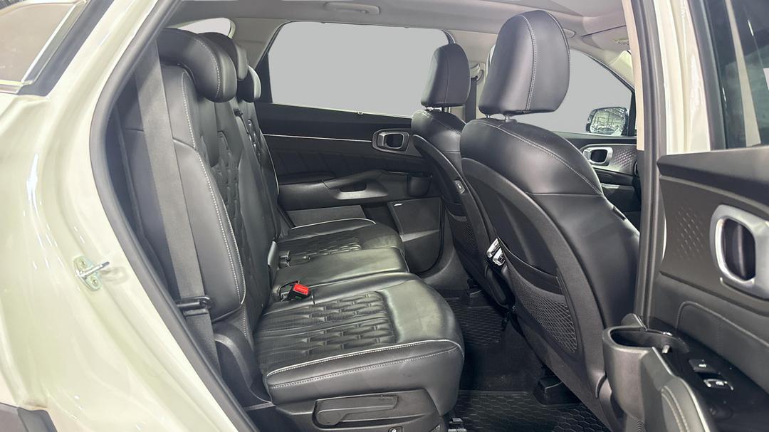 2021 Kia Sorento Gt-line 7 Seat, Automatic, 48140 km, Right Side Rear Door Cabin View