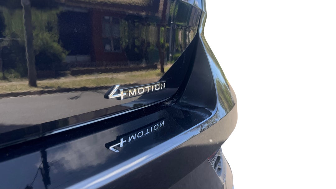 Badge (Boot Right Side)