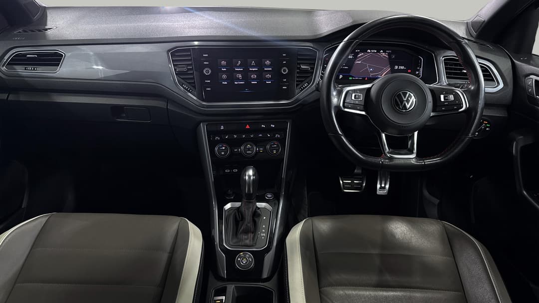 2021 Volkswagen T-roc 140tsi Sport, Automatic, 118322 km, Dashboard View