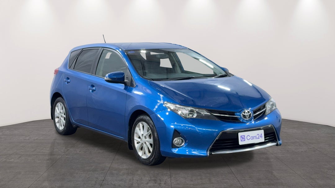 2014 Toyota Corolla Ascent Sport, Automatic, 128066 km, Right Front Diagonal (45- Degree) View