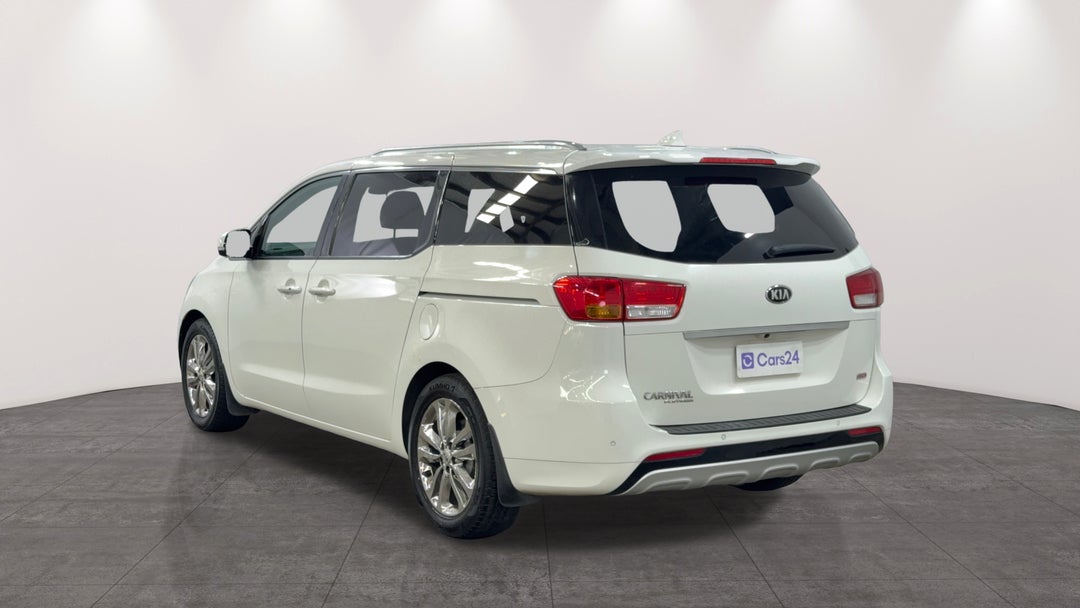 Left Back Diagonal (45- Degree) View