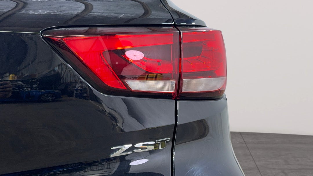 Badge (Boot Right Side)