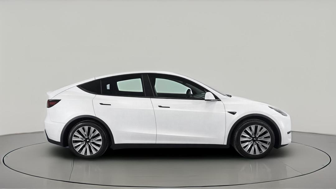 2022 Tesla Model Y Rear-wheel Drive, Automatic, 35135 km, Right Side View
